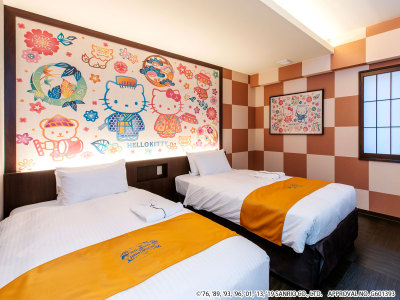 ハローキティ　キャラクターツイン（デザイン：琉球）