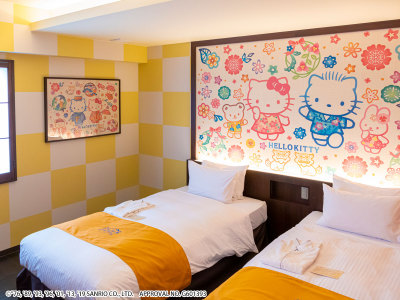 ハローキティ　キャラクターツイン（デザイン：琉球）