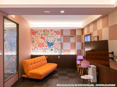 ハローキティ　ジュニアスイート（デザイン：琉球）