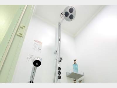 シャワーブース