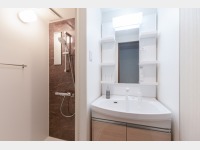 �y�X�^���_�[�h�_�u���z�V�����[���[��