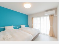 �y�t�@�~���[�X�C�[�g�z���C���x�b�h���[��