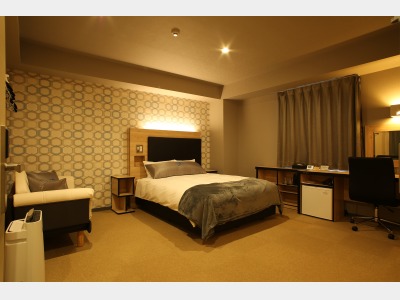 ユニバーサルシングル・ダブル