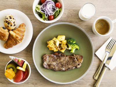 朝食イメージ(ステーキ)