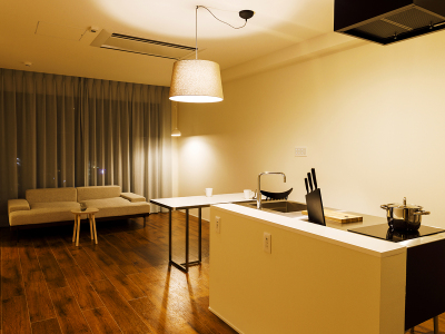 【デラックス・スイート】　暮らすように旅をするー…。