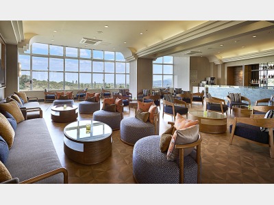 ナディーンラウンジ