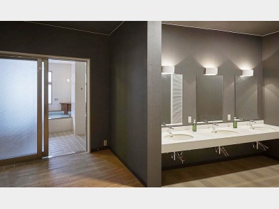 アマーンサウナ