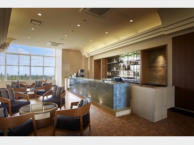 「ナディーン」ラウンジ