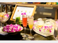 POOL LOUNGE �uCHILLAX�v�i�C���[�W�j