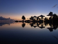 �v�[���T�C�h�̗[�i