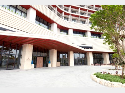 正面玄関・エントランス