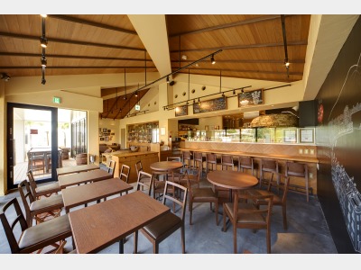 SALVATORE CUOMO & BAR 万座ビーチ　季節営業　3～11月予定