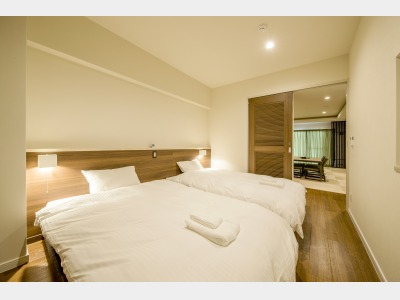 モデレートルーム（定員８名）