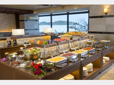 朝食バイキング