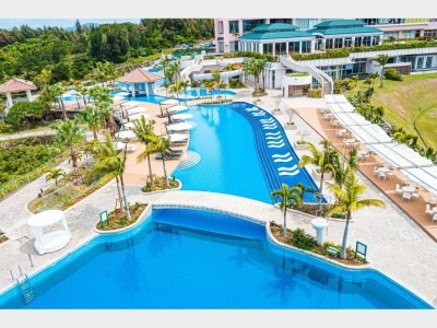 ガーデンプール