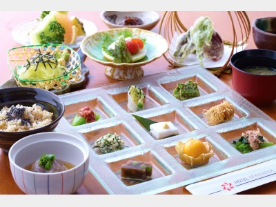 メインダイニング「泉河（しんか）」メインマクロビオティック膳