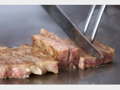 メインダイニング「泉河（しんか）」※鉄板焼きイメージ