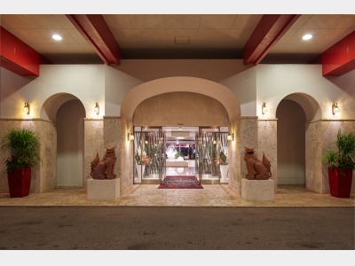 ホテルエントランス