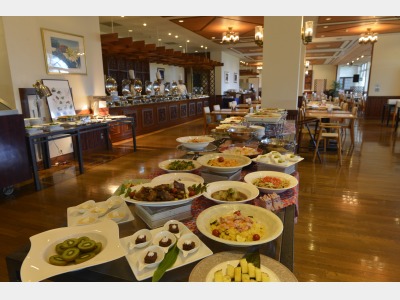 創作・郷土料理｜ぽるとふぃーの・夕食バイキング