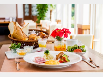 創作・郷土料理｜ぽるとふぃーの・朝食バイキング