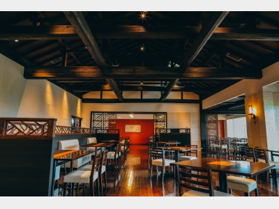やえびし「和風ダイニング」店内イメージ