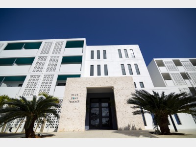 ホテルエントランス