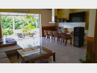 ���r���O�Q