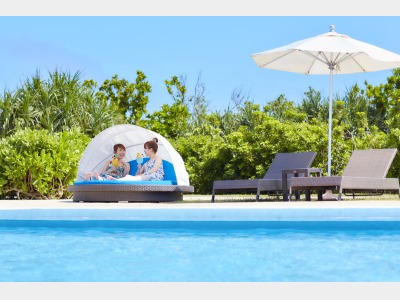 アウトドアプール　カバナ