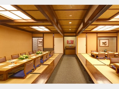 店舗イメージ　日本料理　八重山　小上がり