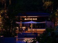 THE STAR BAR