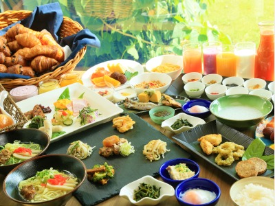 【朝食イメージ】島素材あふれる朝ごはん（1F Allday Dining AQARIUSにて）