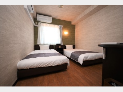 スタンダードツイン/客室一例