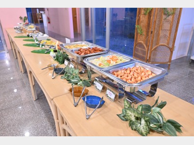 朝食バイキング