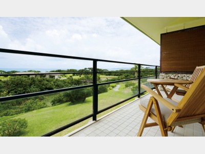 オーシャンビュープレミア｜テラス