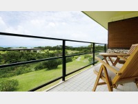 �I�[�V�����r���[�v���~�A�b�e���X