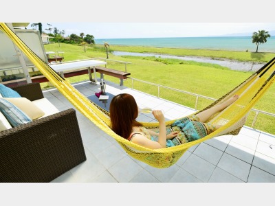 オーシャンビュースイート｜ハンモック付テラス イメージ