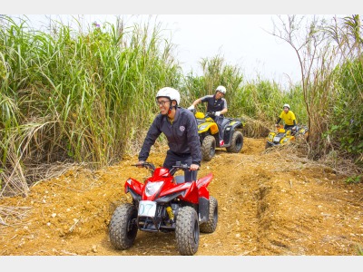 施設内アクティビティー【バギー】