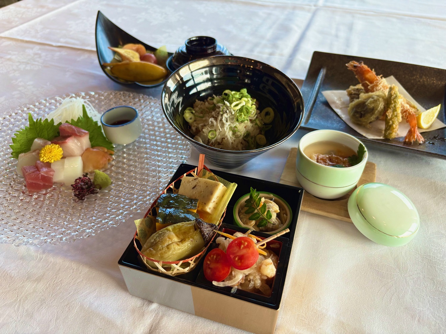 グリーンヒルホテル港食堂（地魚御膳）イメージ