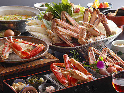 くつろぎプラン　1人前（カニすき鍋は2人前、カニ雑炊は4人前）（イメージ）