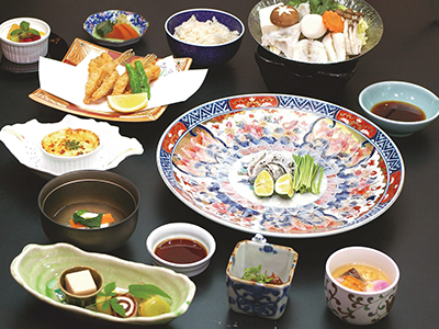 お食事おとな１人前（とらふぐ薄造りは２人前）