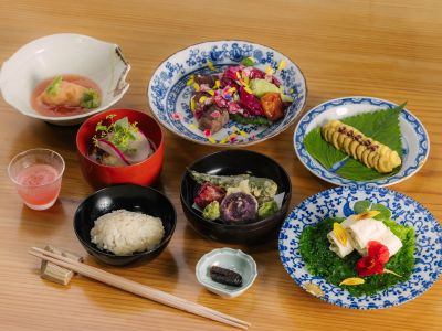 お食事おとな１人前イメージ