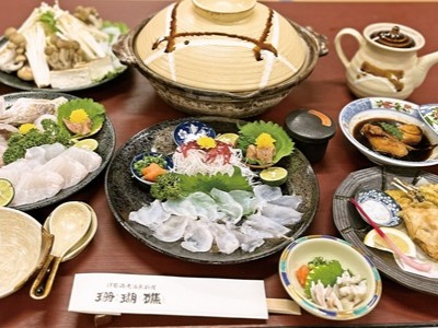 天然本クエ鍋フルコース（おとな1人前（クエ薄造り・鍋2人前）イメージ