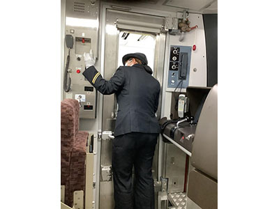 【2025年6月】＜JR西日本草津列車区＞現役運転士・車掌がしっかりサポート！<br>本格的なシミュレータで体感する、夢の運転士＆車掌体験プラン！