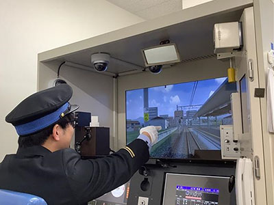 【2025年6月】＜JR西日本草津列車区＞現役運転士・車掌がしっかりサポート！<br>本格的なシミュレータで体感する、夢の運転士＆車掌体験プラン！