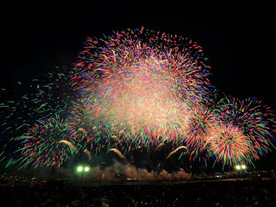 【2025年9月】JRセットプラン  大阪の夜空に輝く、大輪の花火「第37回 なにわ淀川花火大会」