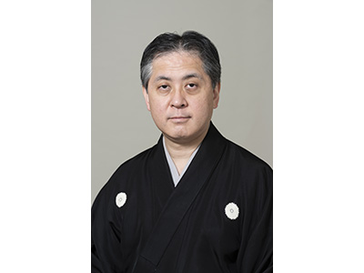 【2025年12月】人間国宝「大倉源次郎先生」と<br>重要無形文化財保持者「観世喜正先生」事前解説付！<br>楽しむ能「楽」プロジェクト！＜奈良能楽公演＞　日帰り