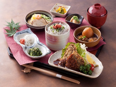 【2026年2月】クルーズフェリー「SEA PASEO」で行く<br>呉・アレイからすこじま自由見学と「海軍定食」のご昼食　2日間