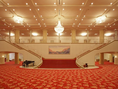 宝塚大劇場旅　月組公演（S＋席・S席）<br>＜現地発着プラン＞観劇チケット＋サンドウィッチセット付プラン<br>～WESTERポイント（期間・用途限定）お一人様500ポイント付！～