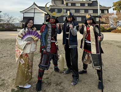 【2026年4月西の日】ルクア大阪×tabiwaトラベル<br>第２弾「おとぼけ武将なりきりツアー in 岡山」<br> ＜日帰りプラン・宿泊セットプラン＞