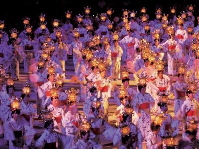 【2026年6月西の日】2026山鹿灯籠まつり「千人灯籠踊り」観覧席付宿泊プラン２日間　～踊り全体を一望できるＳ席観覧席をご用意！～